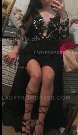 Review photo by Elaine Khoshaba